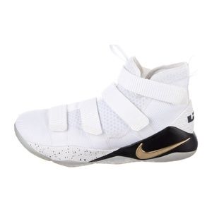 Lebron Solider Shoes
